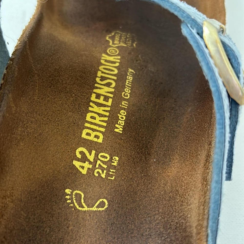 Birkenstock Light Blue Snake-Print Thong Sandals with White Accents - Picture 8 of 9